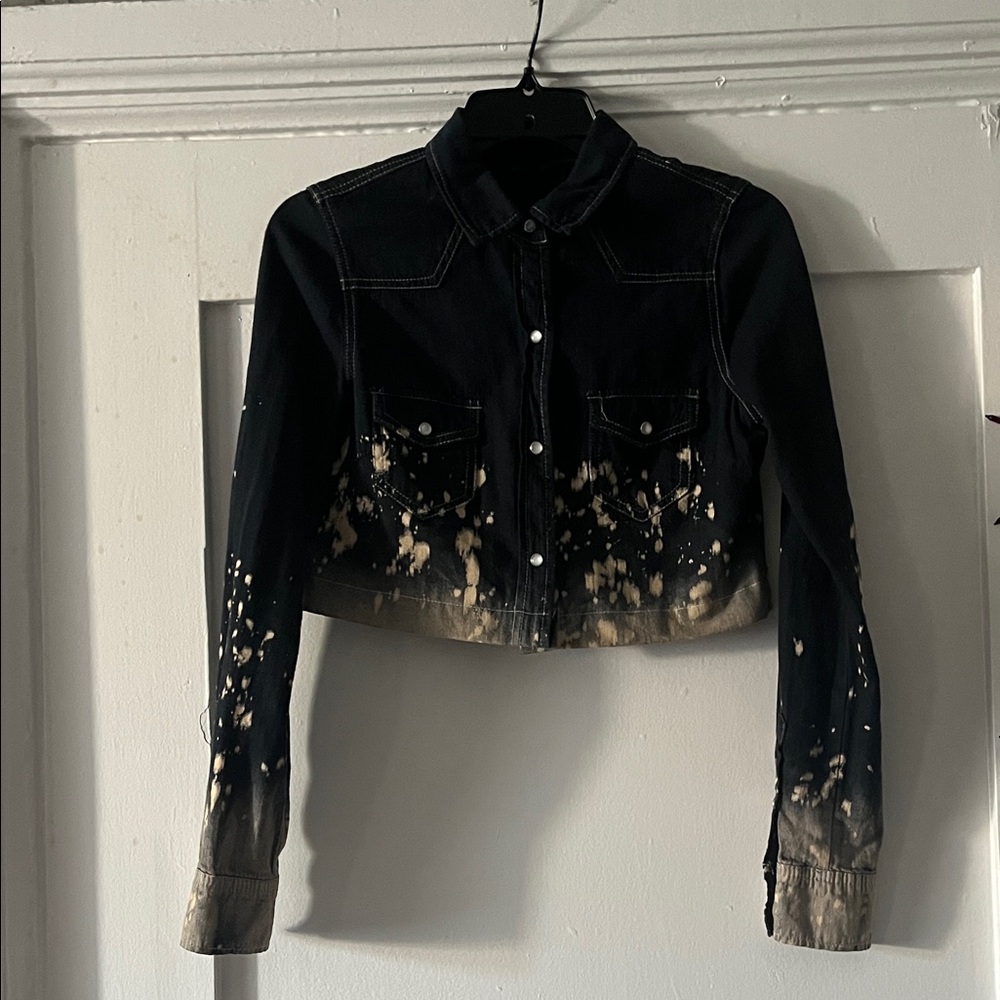 Trendy Navy and Tan Women's Cropped Jean Jacket